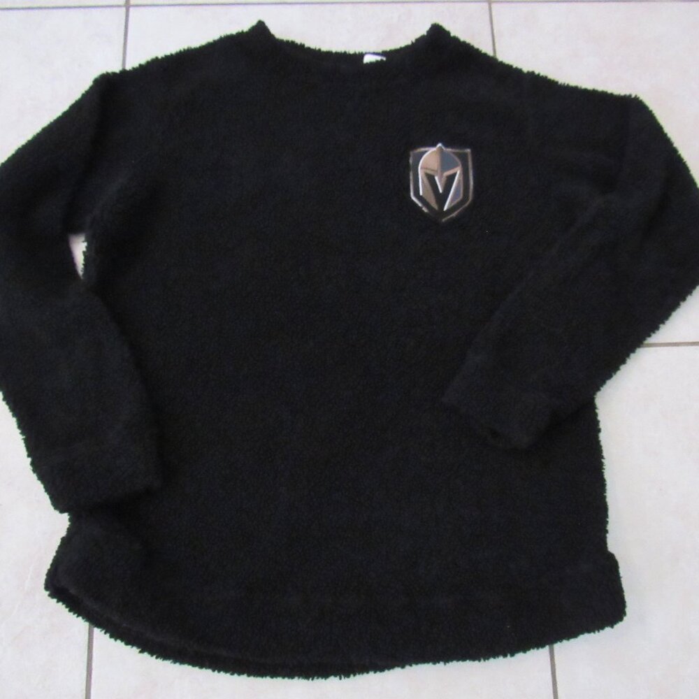 NHL Vegas Golden Knights VGK Women’s Black sherpa Sweater M Embroidered Logo L/S